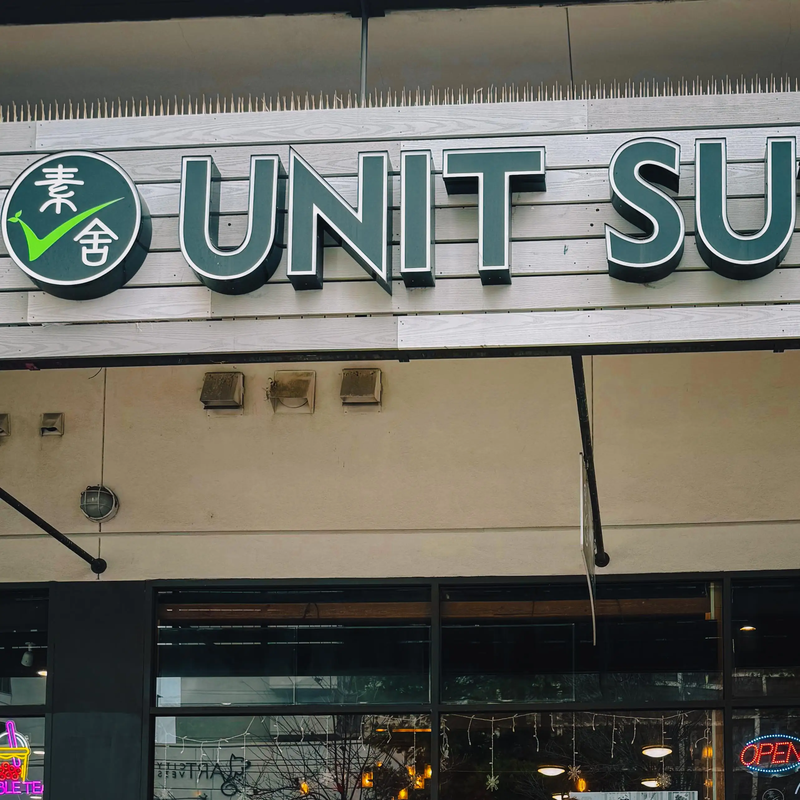 Harry Hayman Finds a Moment of Zen at Unit Su Vegetarian: Where Philadelphia's Plant-Based Future Is Already Living