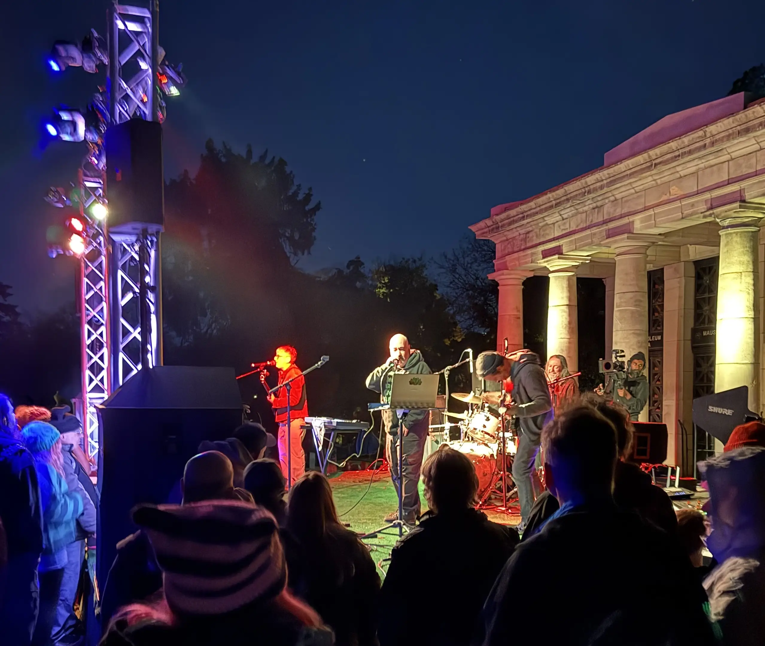 The Dead Milkmen at Laurel Hill Cemetery: Punk Among the Tombstones