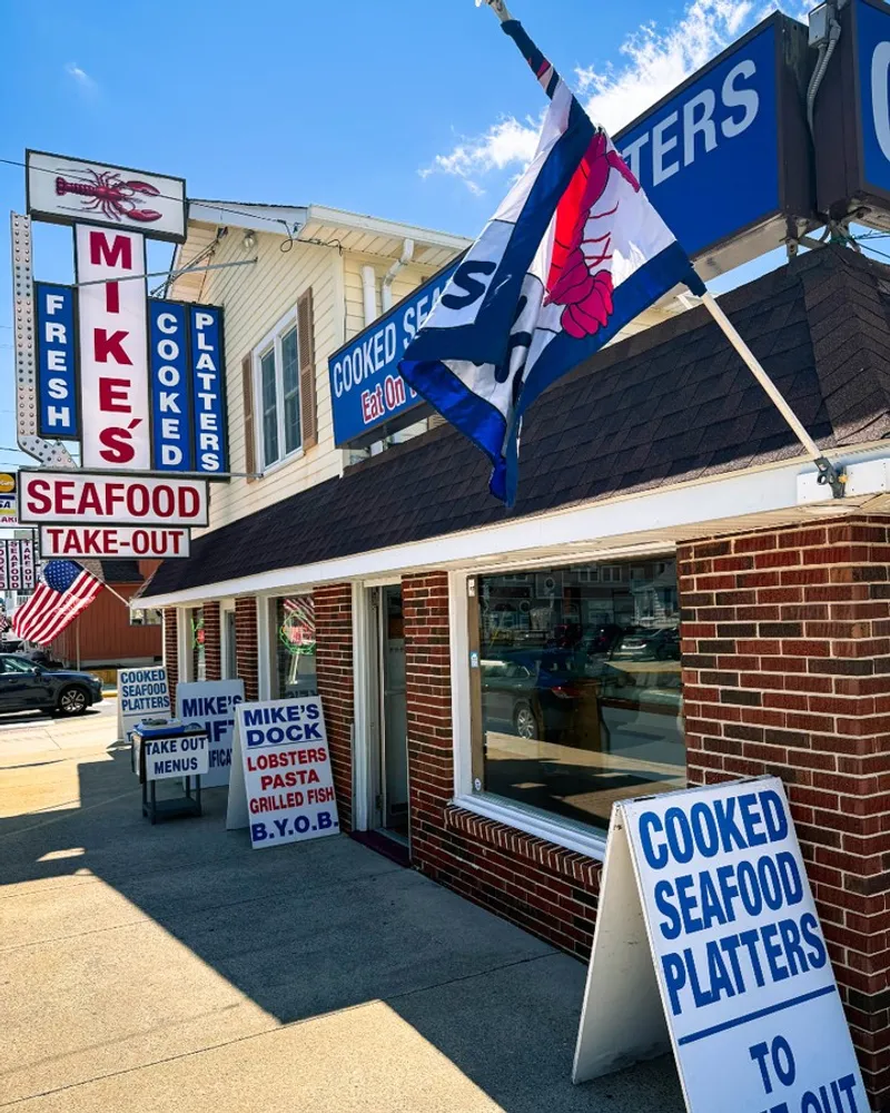 A Shoreline Rite of Passage: Why Mike’s Seafood is a Sea Isle Tradition
