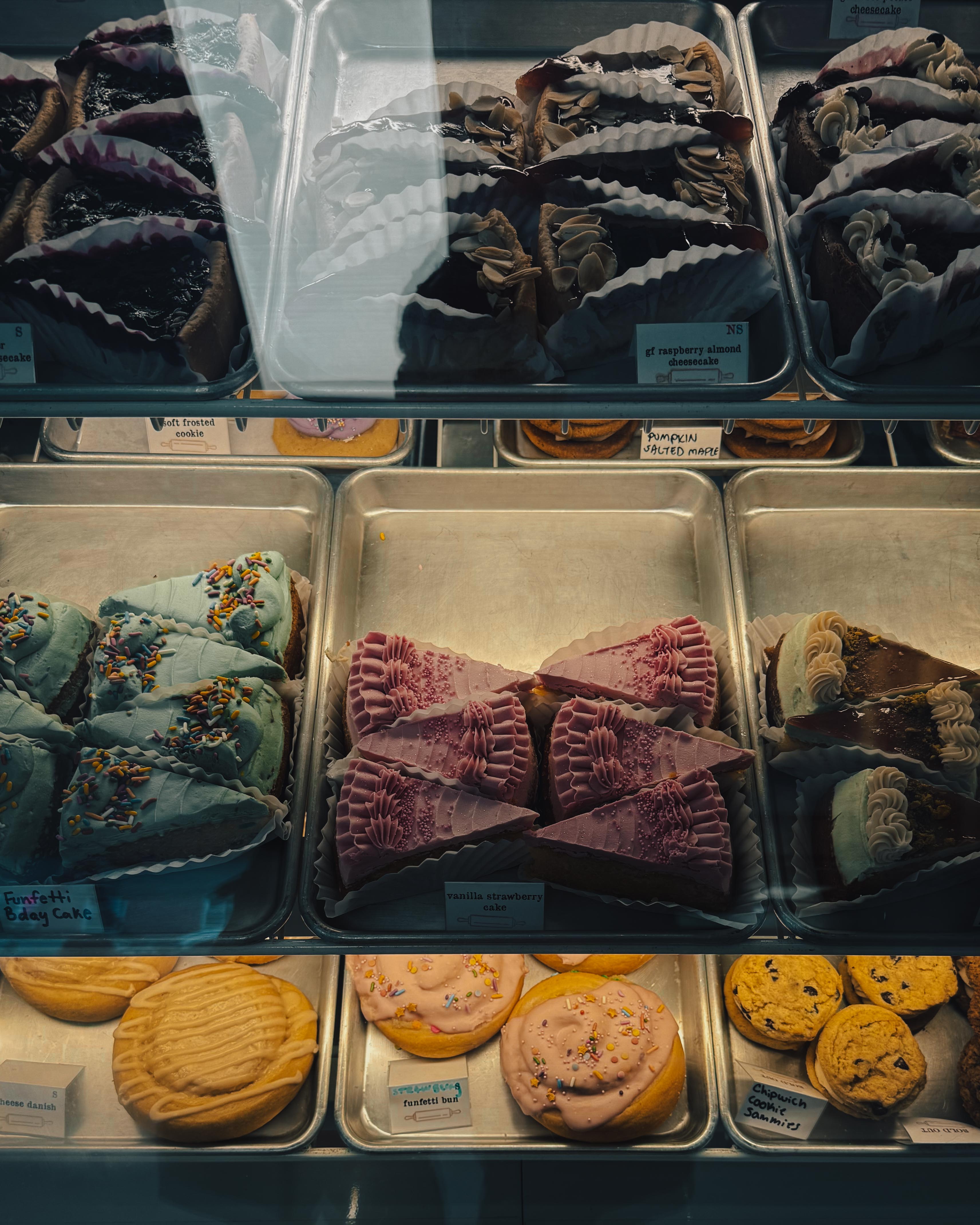 Harry Hayman Discovers Plant-Based Perfection at Crust Vegan Bakery: When Pastries Challenge Everything You Thought You Knew